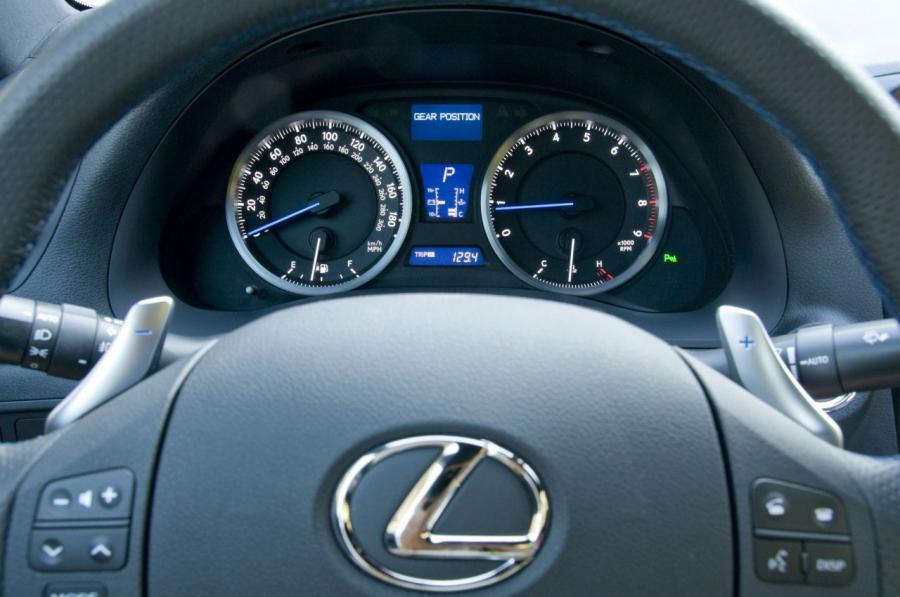  Lexus IS-F 2008 года  (фото 311 из 376)